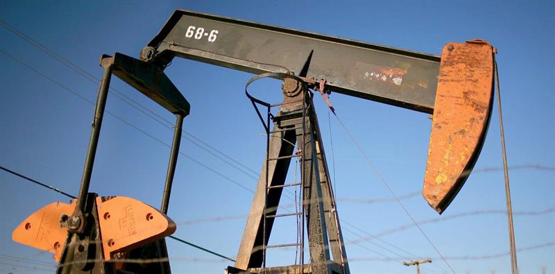 El petróleo de referencia de la OPEP ha aumentado en un 13 por ciento desde que el grupo anunciara que recortará su producción en 1,2 millones de barriles a partir de enero.