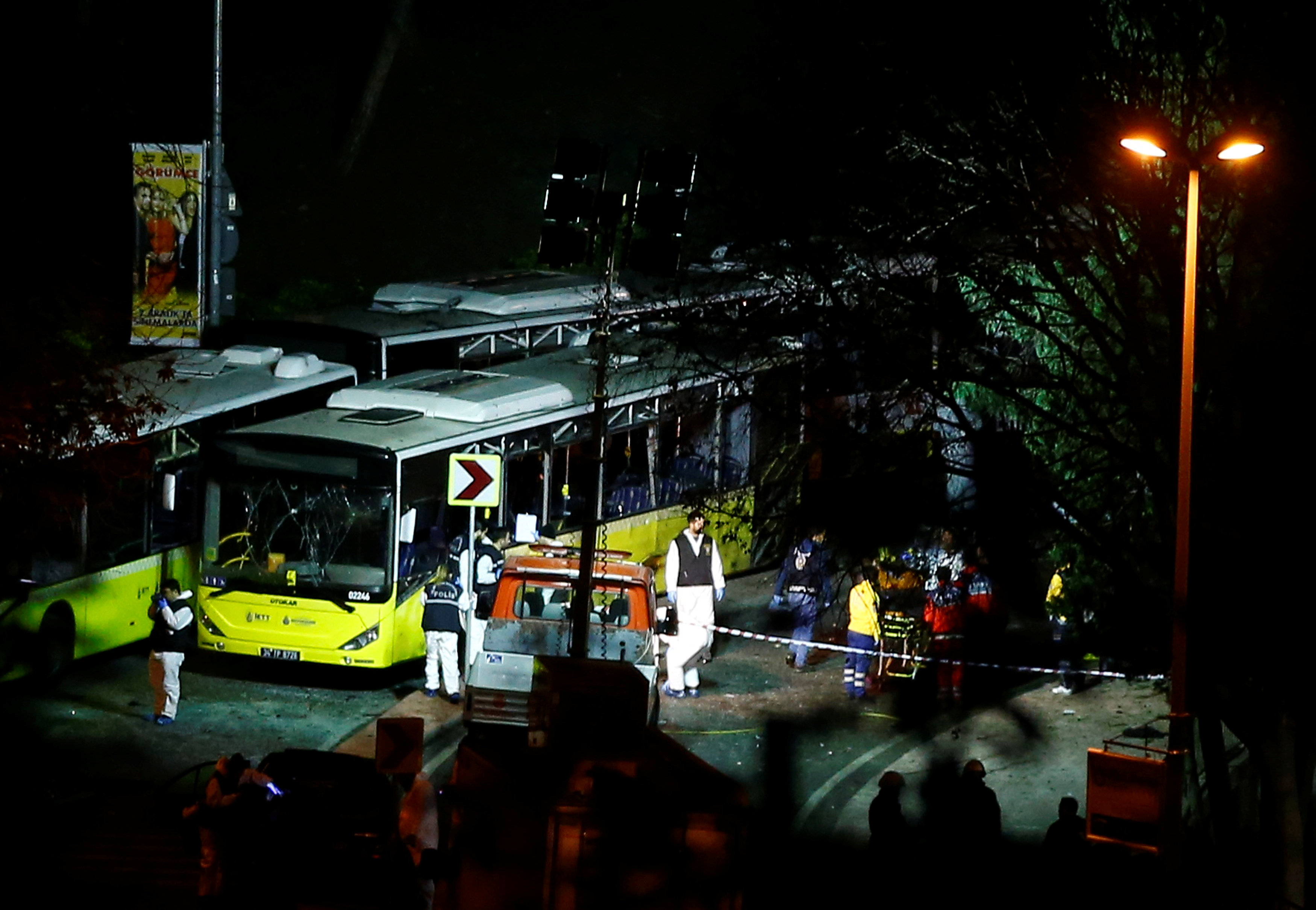 El balance de las autoridades turcas indican que hay unos 20 heridos, sin embargo, las agencias reportan más de 70.