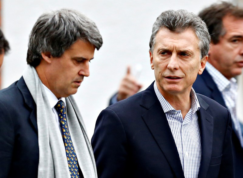 El gobierno de Macri flexibilizó la ley de blanqueo de capitales, que beneficia a funcionarios.