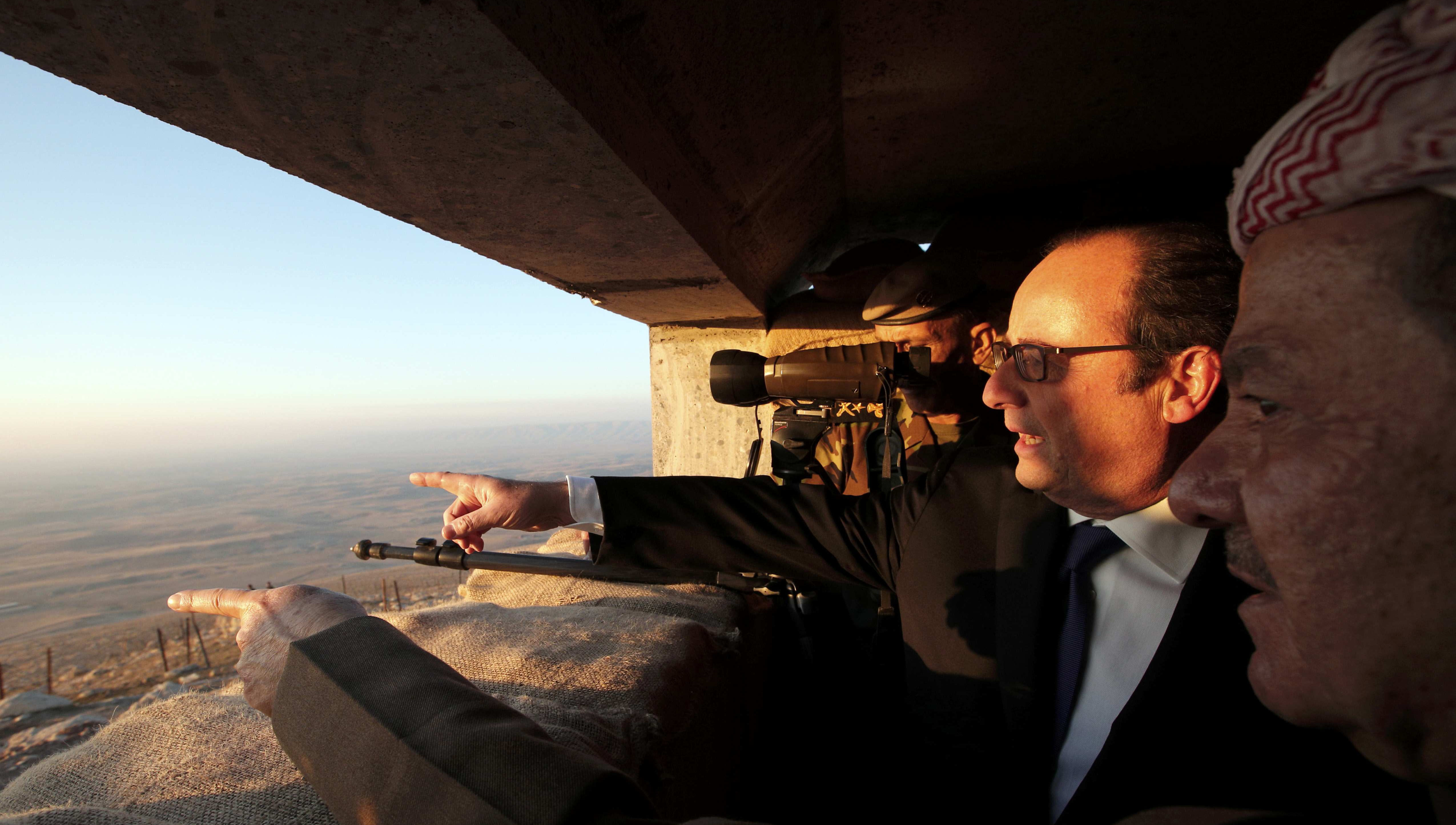 Hollande visitó las tropas francesas que se encuentran en Iraq.