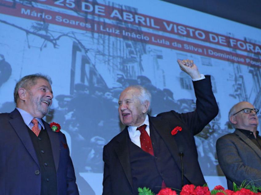 Lula y Mário Soares en 2014