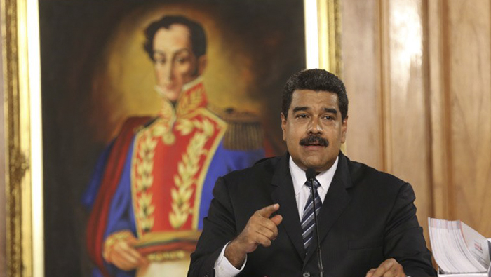 Maduro afirmó que el 2017 sera el año del desarrollo económico en Venezuela