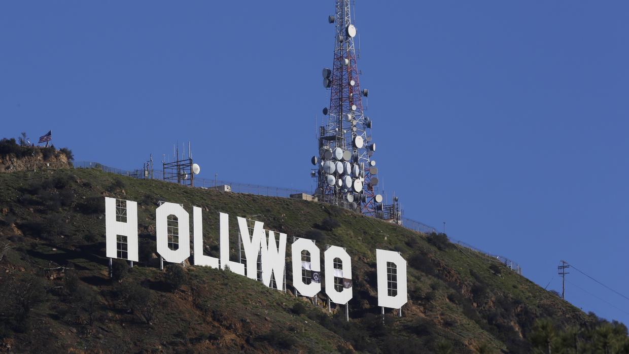 Cambiaron el emblemático signo de Hollywood para leer 