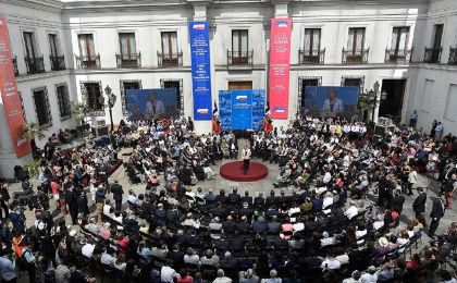 Chilenos entregaron sus propuestas para una nueva constitución.
