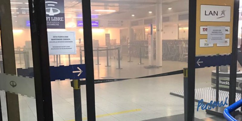 Incendio obligó a evacuar aeropuerto de Buenos Aires
