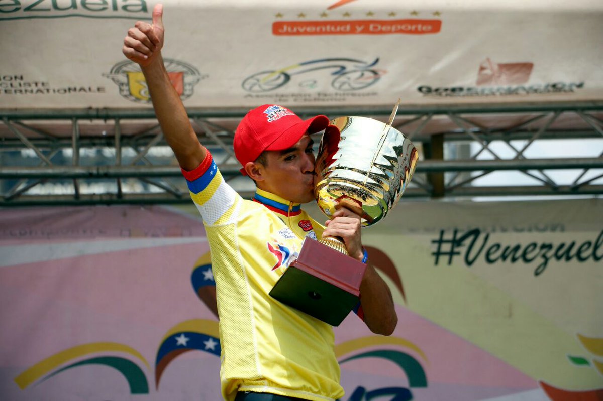 El venezolano Jonathan Salinas, del equipo Kino Táchira Royal Bikes, conquistó la edición 52 de la Vuelta al Táchira 2017