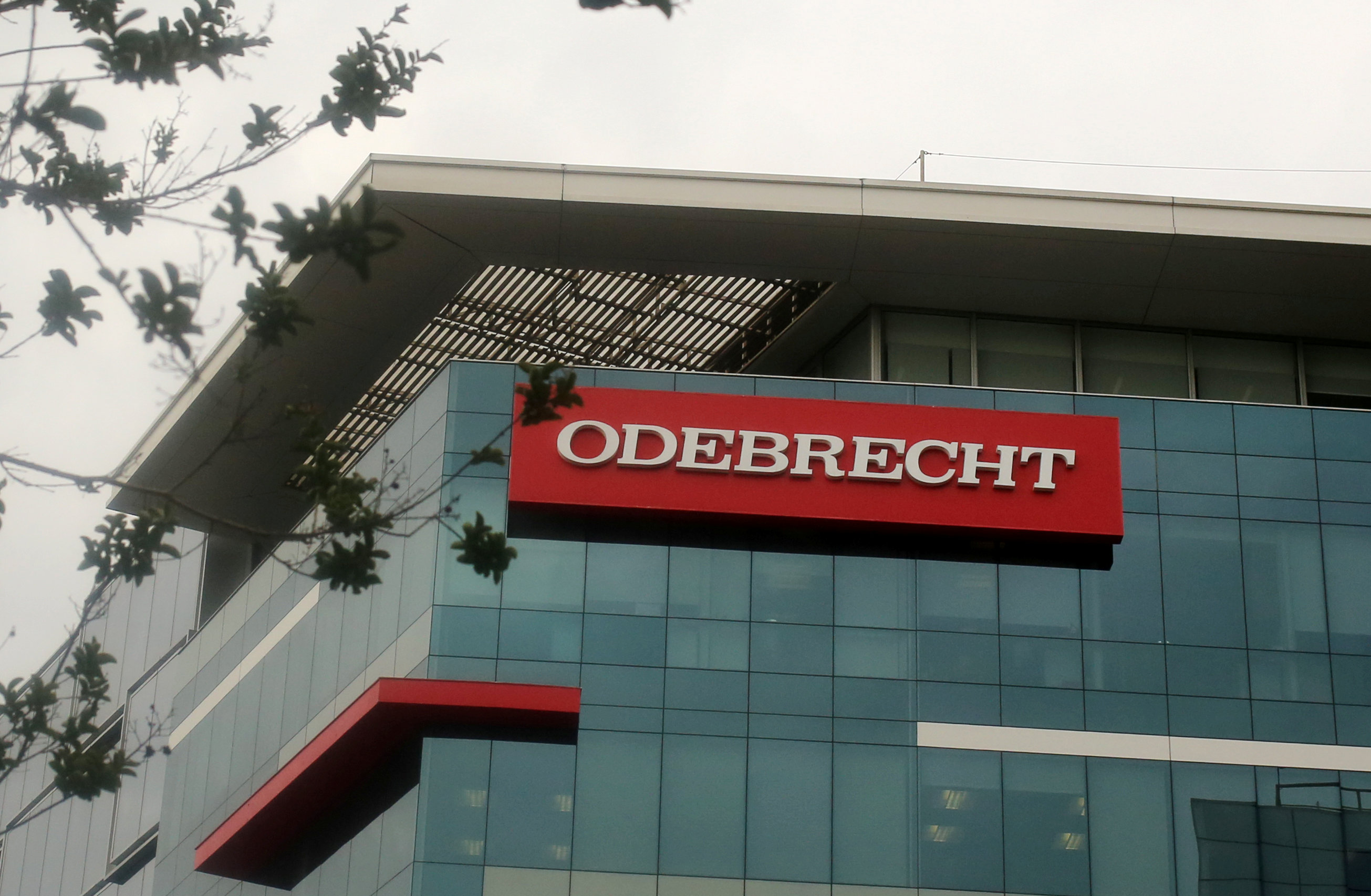 En Perú, Odebrecht admitió pagos por 29 millones de dólares para facilitar participación en grandes obras de infraestructura entre 2005 y 2014.