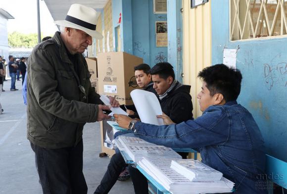Más de 12 millones de ecuatorianos están llamados a las urnas este domingo para elegir al sucesor de Rafael Correa y a otros funcionarios del país.