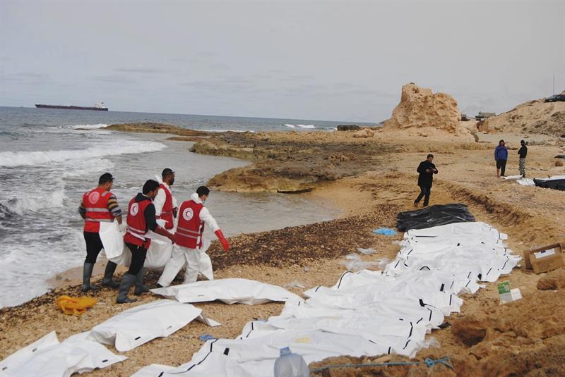 Las playas ubicadas entre Trípoli y la frontera con Túnez se han convertido en el principal baluarte de las mafias que trafican con seres humanos.
