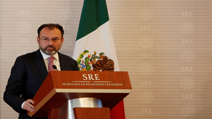 El Gobierno mexicano adoptó una política individualista con respecto a la forma de enfrentar las medidas contra los inmigrantes impuestas por Estados Unidos.