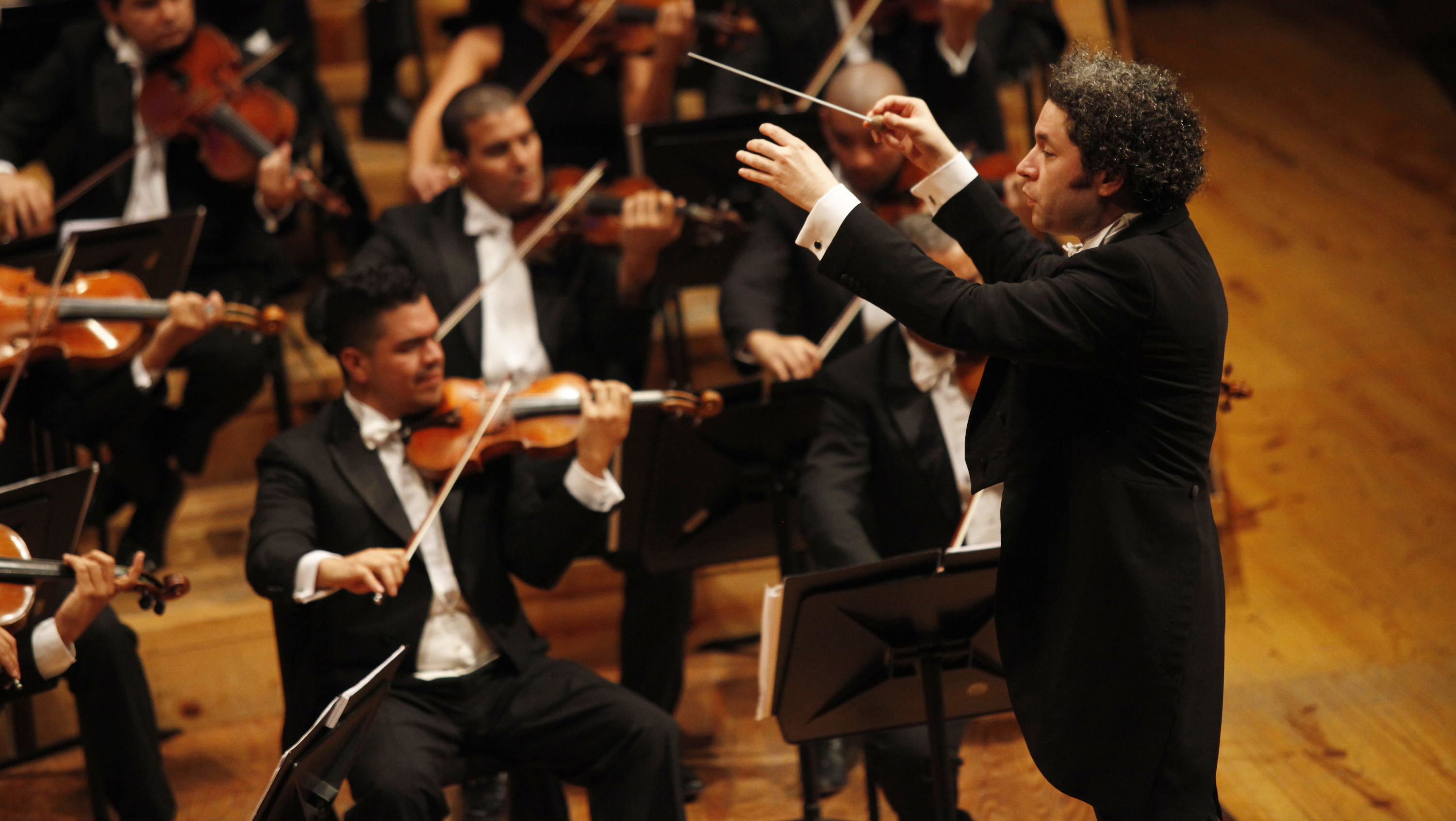 El maestro lideró la Orquesta Sinfónica Simón Bolívar.
