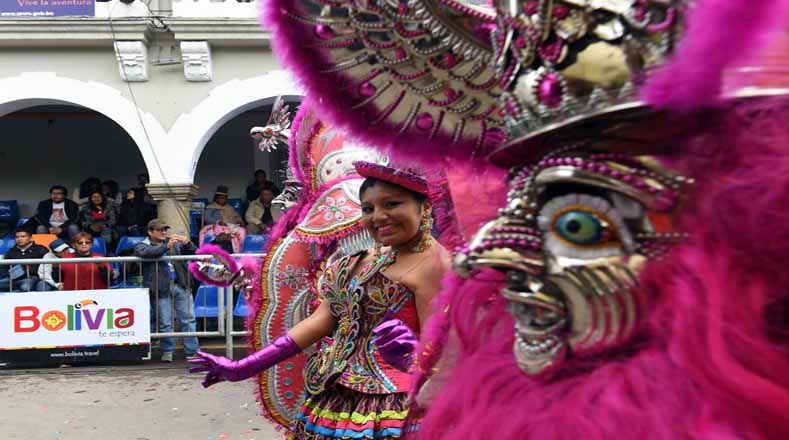 El Carnaval de Oruro crece cada año y reafirma el título que le dio la Unesco como Patrimonio Oral e Intangible de la Humanidad.