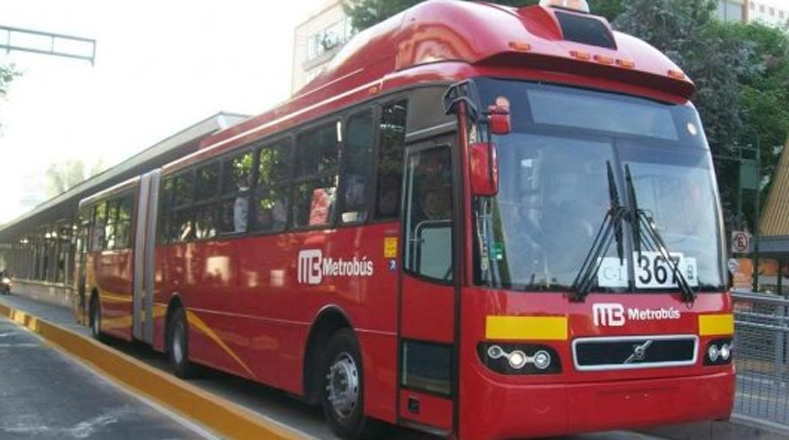 El sistema de metrobús en México cuenta con seis líneas, las cuales son dirigidas por concesionarios y algunas por el Estado.