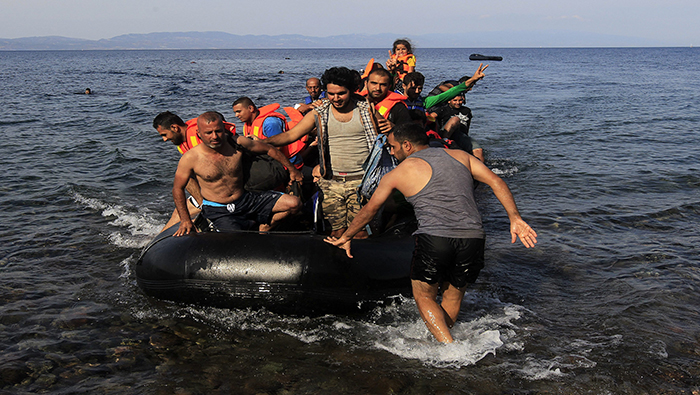 En todo el mundo han fallecido 1.018 refugiados, la mitad en el mar Mediterráneo.