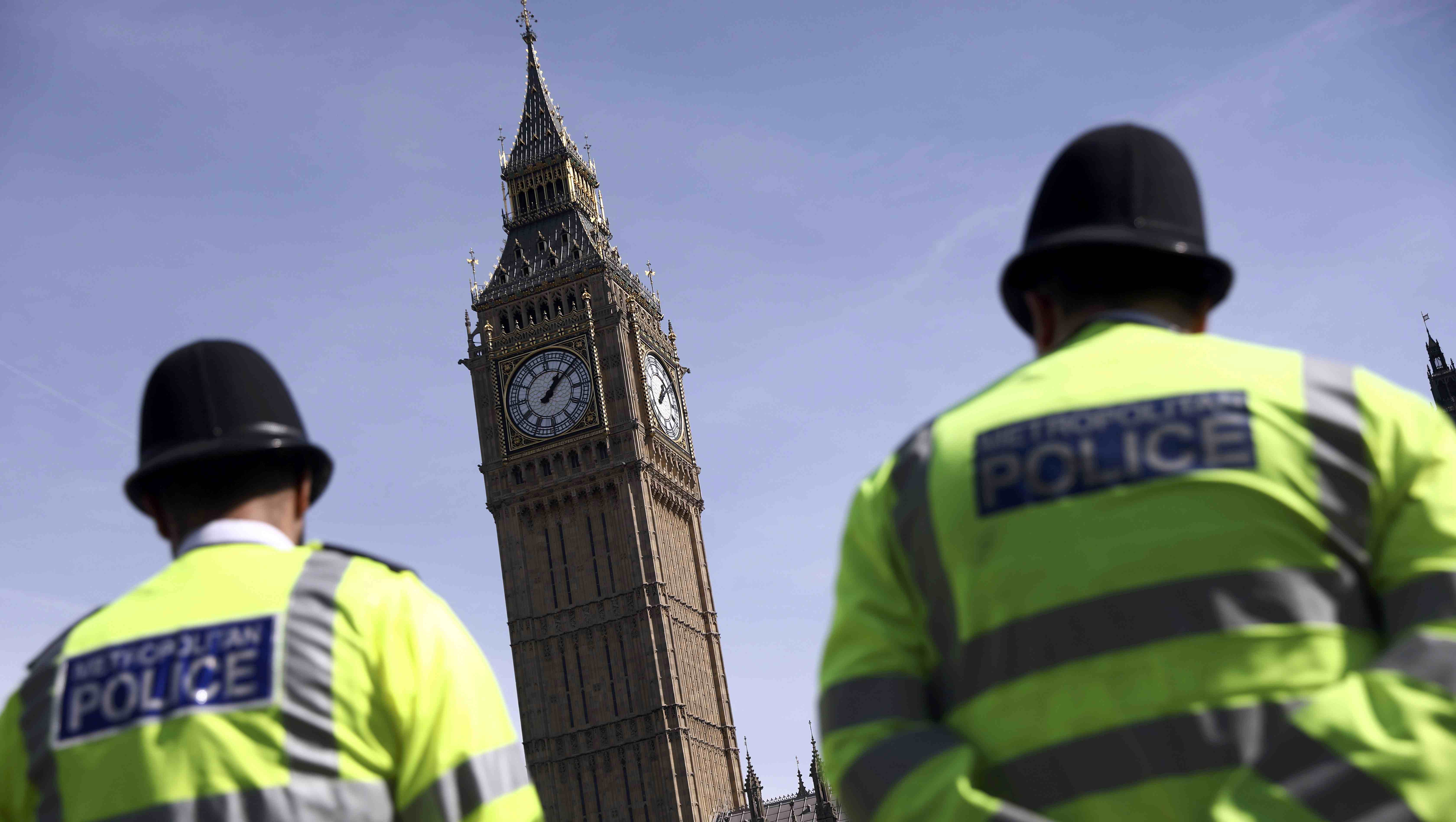 El atentado de Londres mantiene en tensión a los ciudadanos británicos.
