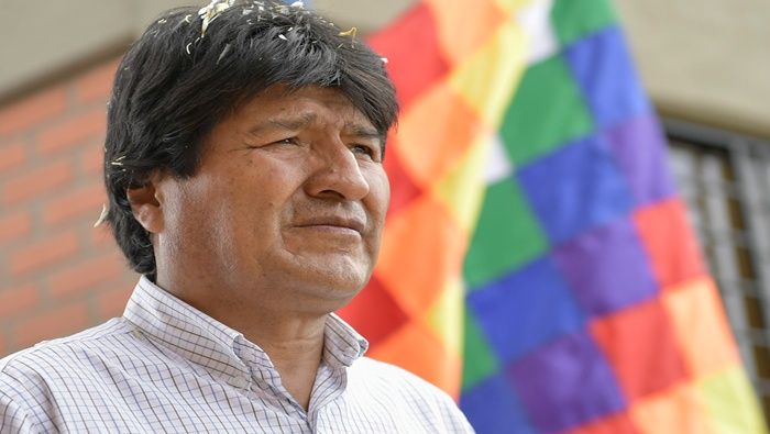 René Martínez indicó que el mandatario está pendiente de las noticias de Bolivia y las internacionales.