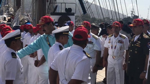 El presidente venezolano estuvo en Vargas en un acto militar.