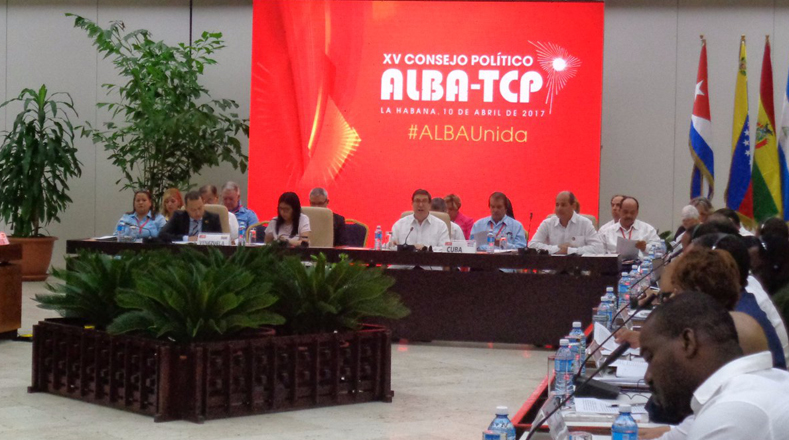El ALBA-TCP se creó el 14 de diciembre de 2004, en La Habana, a partir de ideas de complementariedad, solidaridad y cooperación, como alternativa al Acuerdo de Libre Comercio para las Américas (ALCA), promovido por Estados Unidos.