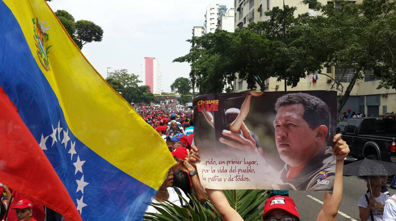 El Gobierno venezolano pidió a la oposición cumplir con la Constitución y las normas establecidas para las manifestaciones públicas y pacíficas.