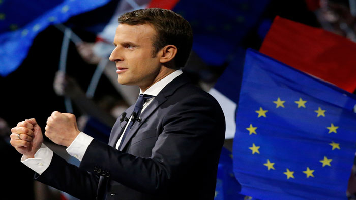 El socioliberal Emmanuel Macron mejora sus intenciones de voto.