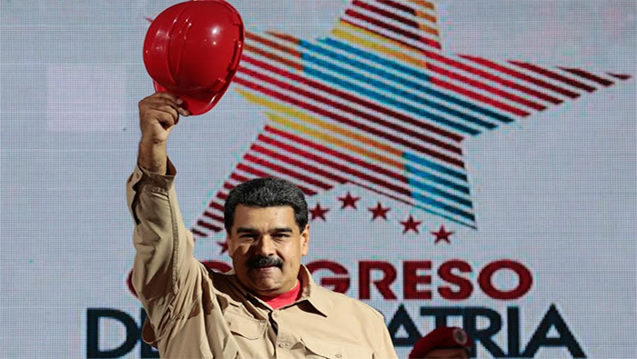 Maduro llamó a derrotar a los terroristas de la derecha que buscan asaltar el poder político mediante cualquier medio.