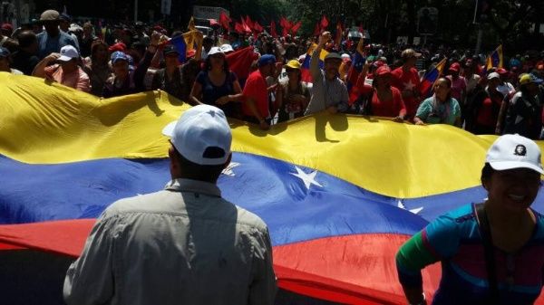 China y Rusia apuestan por la paz en Venezuela y el respeto a su soberanía. 