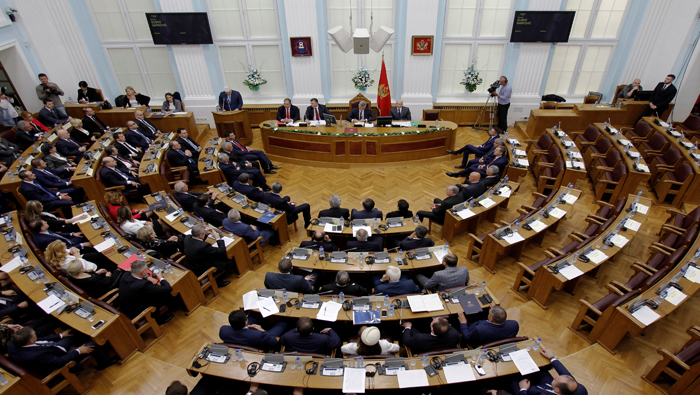 El Parlamento de Montenegro aprobó la medida de integrarse a la OTAN con un total de 46 votos. La oposición no participó de la elección.