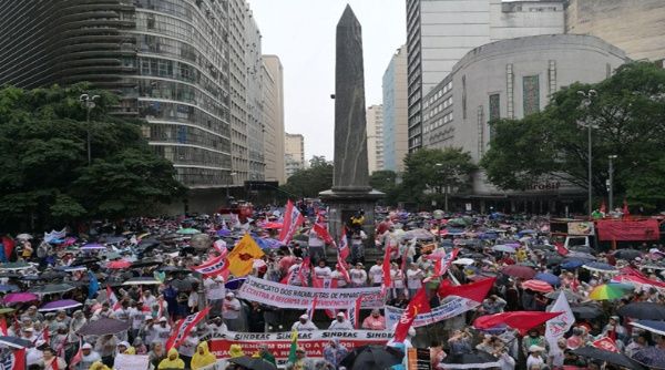 Los sindicatos de casi todos los estados de Brasil se sumaron a la huelga general de este viernes.