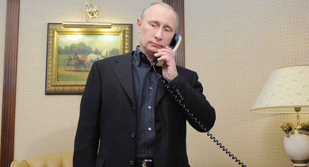 Putin conversará este martes por teléfono con Donald Trump.