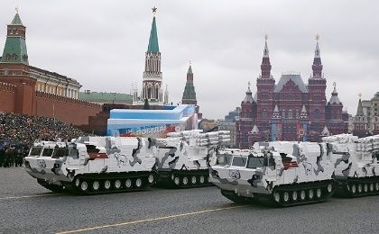 Rusia exhibió parte de su armamento en desfile por el Día de la Victoria.