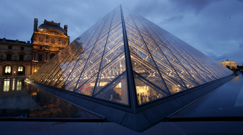 El Louvre, en Francia, fue el museo más visitado del mundo en 2016. Esta antigua residencia de la Familia Real francesa cuenta con más de 35.000 obras, entre las que destacan la Mona Lisa, la Venus de Milo y una extensa colección de obras del antiguo Egipto.