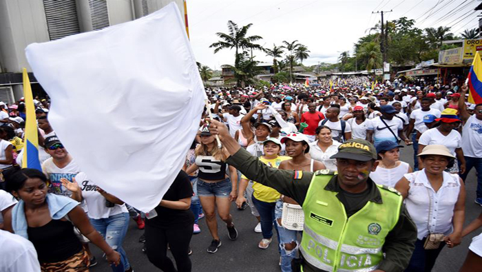Más de 80 localidades colombianas reclaman el cumplimiento de los acuerdos prometidos por el Gobierno de Juan Manuel Santos.