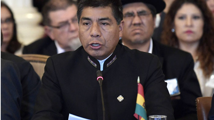 El canciller boliviano Fernando Huanacuni condenó lo que considera una 