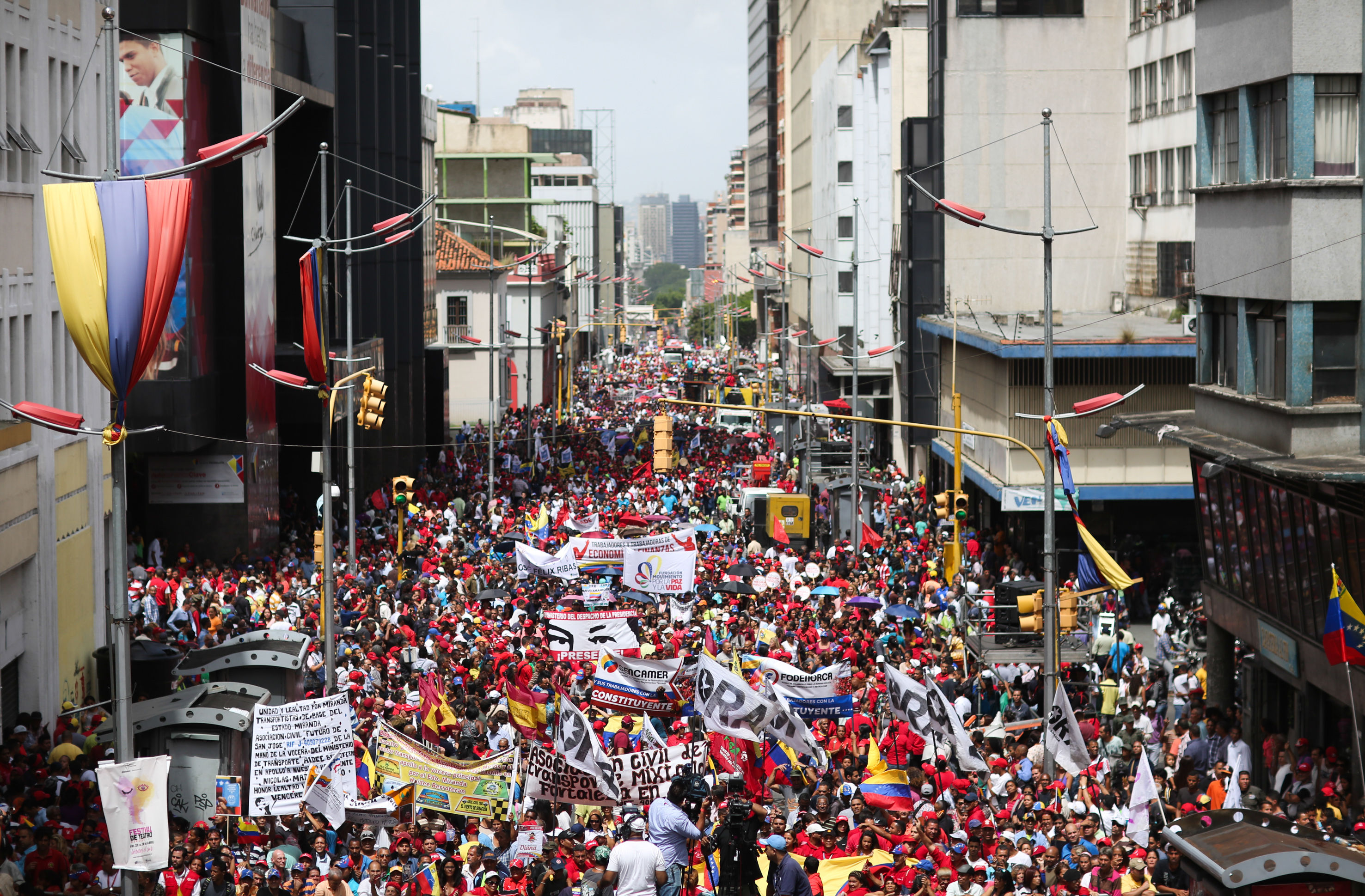 Se espera que en el punto de llegada, las organizaciones sean recibidas por dirigentes del Partido Socialista Unido de Venezuela (PSUV).