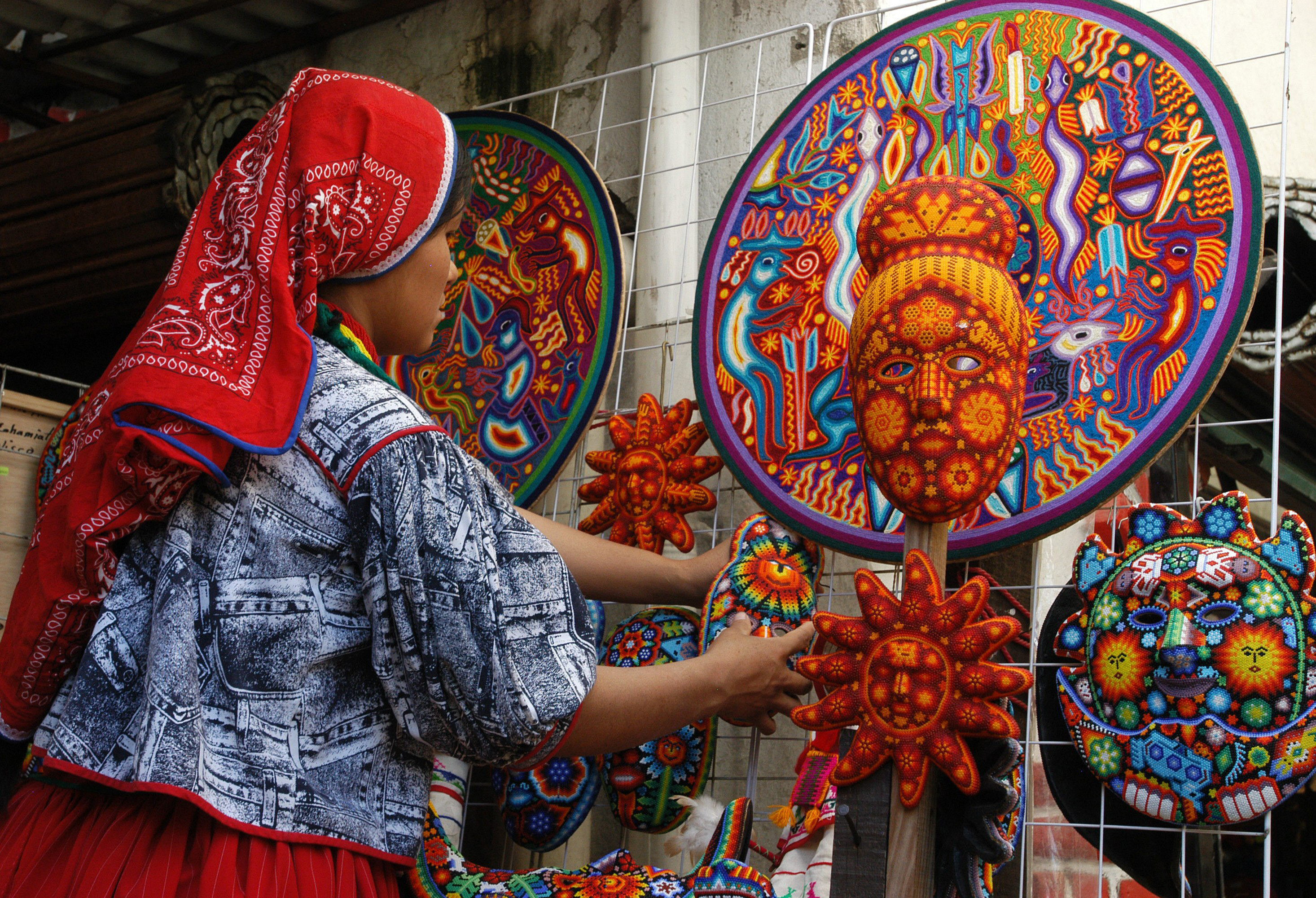 La artesanía mexicana se caracteriza por su belleza y por la complejidad de su elaboración.
