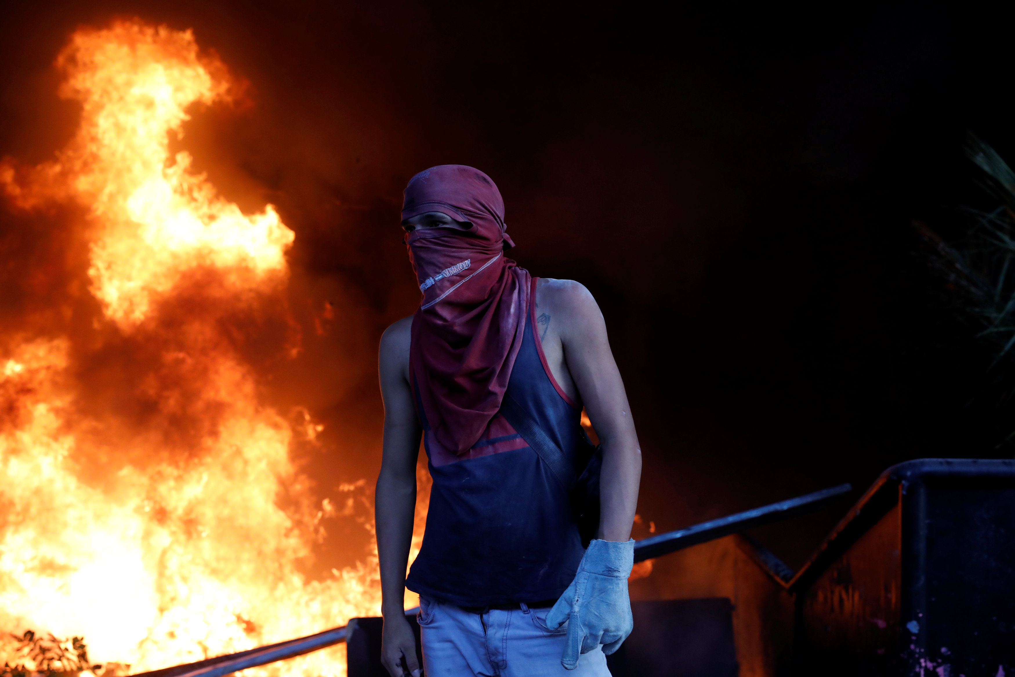 Al menos 80 personas han muertos en las protestas violentas de la oposición, según Fiscalía venezolana.