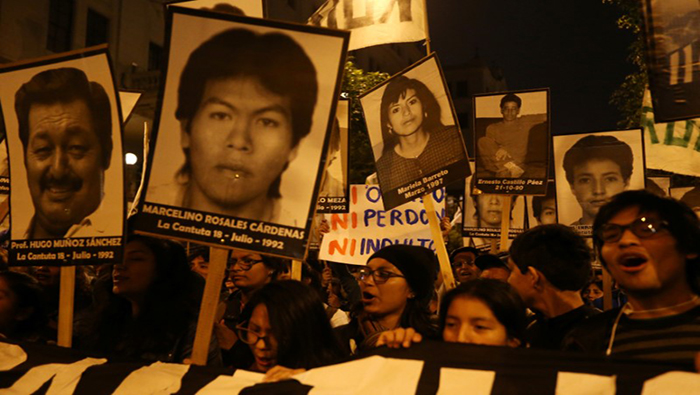 Alberto Fujimori cumple 25 años de prisión por crímenes de lesa humanidad y corrupción.