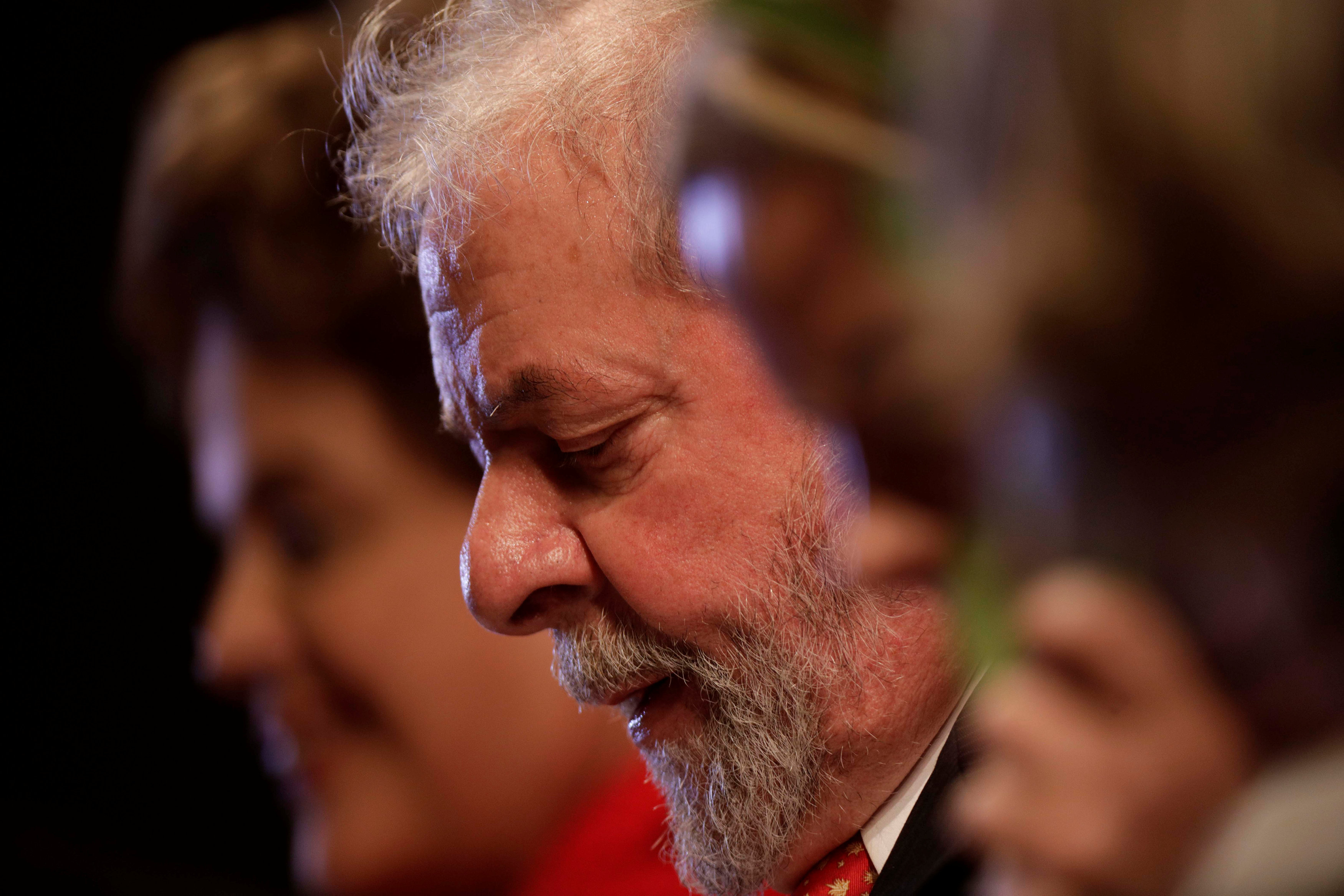 Lula ha denunciado una campaña para vincularlo a actos de corrupción para empañar su campaña hacia la Presidencia de Brasil.