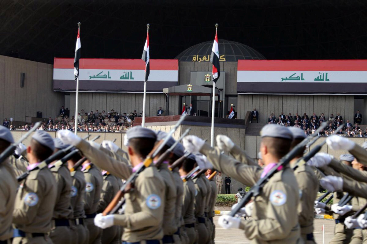 El desfile contó con la participación de todos los componentes de la fuerza militar iraquí.