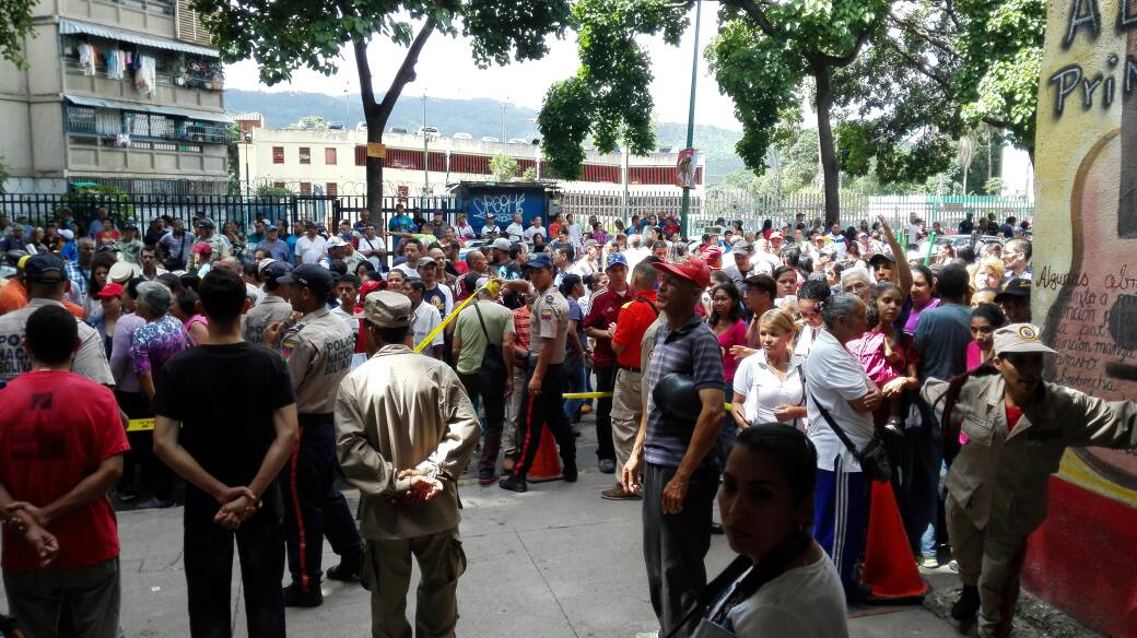 Para este ensayo el CNE de Venezuela habilitó dos mil máquinas, dispuestas en mil 942 mesas de 551 centros de votación.