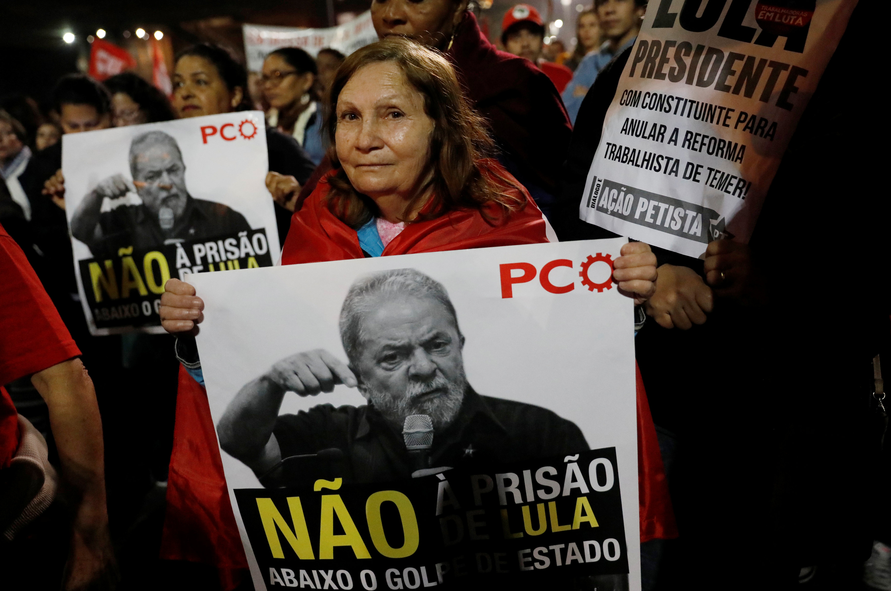 Lula ha denunciado una persecución judicial en su contra para impedir su candidatura para las elecciones presidenciales de 2018.