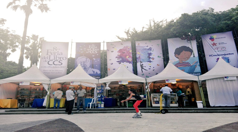 La octava Feria del Libro de Caracas es un gesto contra la guerra y la violencia que alientan sectores de oposición contra la tranquilidad del pueblo venezolano, destacó Freddy Ñáñez.