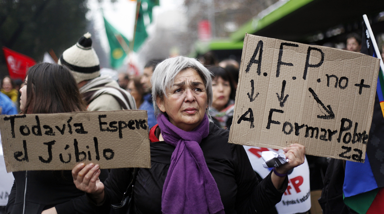 Los manifestantes buscan establecer en Chile un "verdadero sistema de Seguridad Social, a través de un sistema de pensiones de reparto, tripartito y administrado por el Estado, como es en casi la totalidad de los países desarrollados y que tienen mejores estándares de calidad en materia de pensiones". 