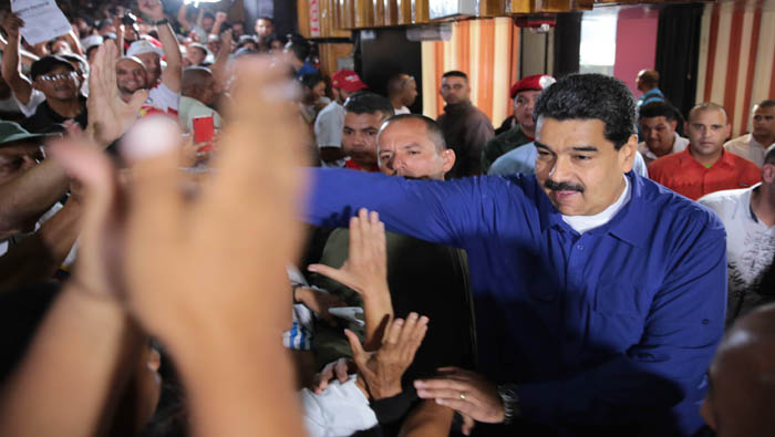 En la víspera, Maduro se reunió con maquinaria 4x4 del PSUV.