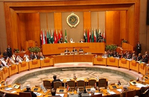 Emiratos Árabes Unidos, Arabia Saudita, Bahréin y Egipto establecieron un bloqueo marítimo, aéreo, terrestre y exigieron al Gobierno qatarí que cumpliera una lista de 13 demandas para normalización de relaciones.