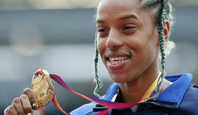 La venezolana Yulimar Rojas con solo 21 años de edad logró ganar medalla de oro en el Mundial de Atletismo de Londres 2017.