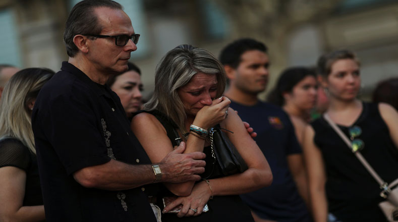 Españoles mostraron su dolor tras el atentado de las Ramblas en Barcelona, ​​España.