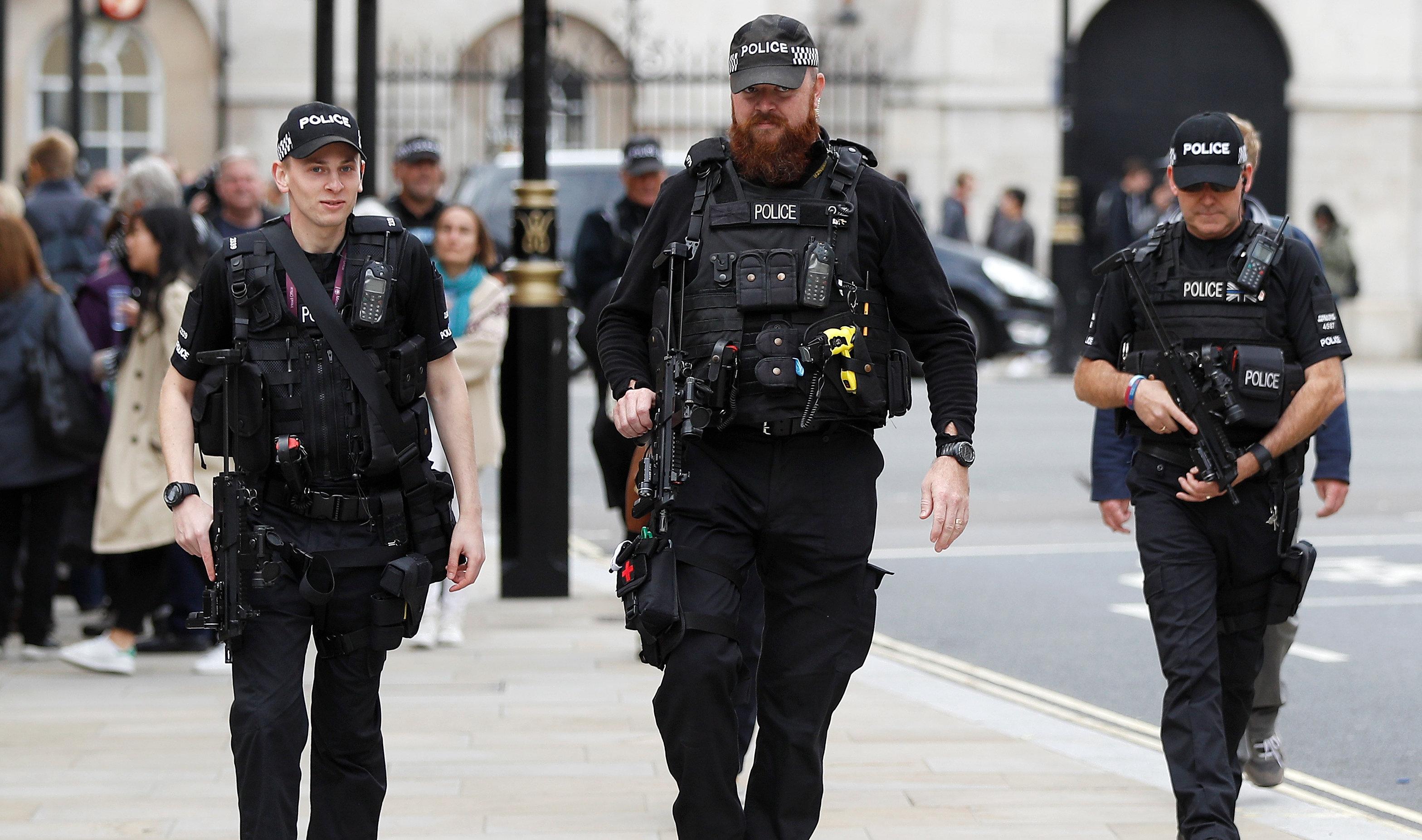 Detienen a joven por relación con el ataque en Londres