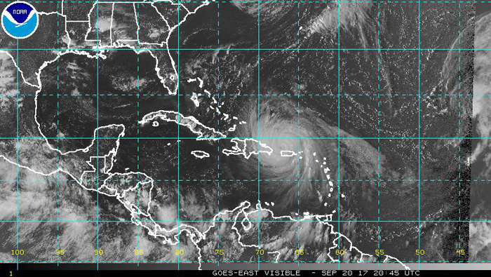 Las islas del Caribe aún no se recuperan del paso del huracán Irma, y los escombros aumentan la cantidad de material distribuido por los rápidos vientos.