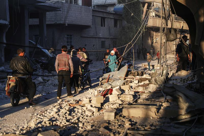 Autoridades del gabinete ministerial sirio se dieron cita este domingo para dar seguimiento a los planes de reconstrucción en el país.